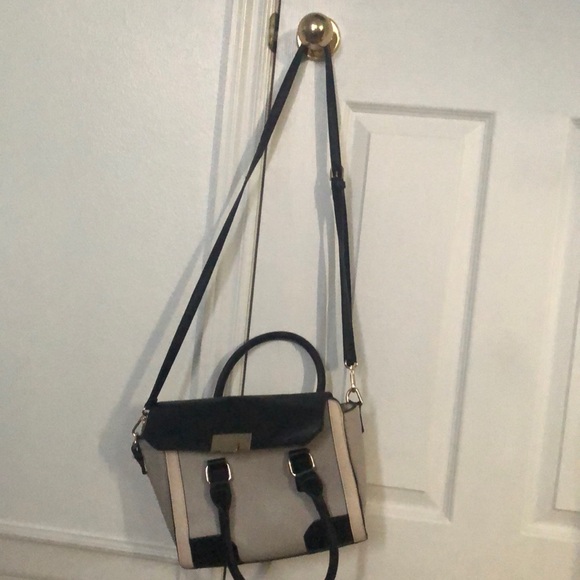Call It Spring adjustable handbag - Picture 3 of 3